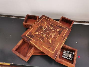 Sieradendoos - Wortelnotenhout - uniek puzzel- muziek doos