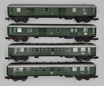 Minitrix N - Modeltrein personenwagen (4) - 2e klas, Hobby en Vrije tijd, Nieuw