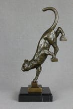 after DeCoux - sculptuur, Cat Descending Stairs - 1,8 kg -