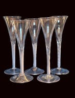 Champagne fluitje (5) - 5 Champagneglazen c1750 - Loodglas -