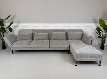 Brühl Moule Hoekbank Stof Bank Grijs Showroommodel, Hoekbank, Ophalen of Verzenden, Zo goed als nieuw, Stof