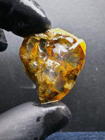 85cts Crystal Opal Specimen Ruw- 18 g