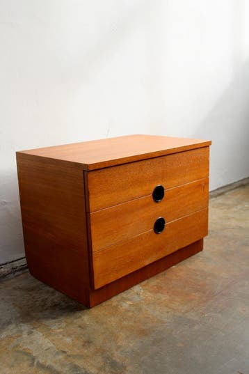 Jaren 60 nachtkastje teak, Gebruikt