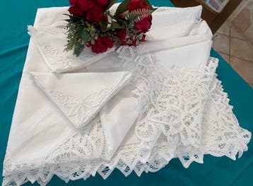 ricami fatti a mano e pizzo rinascimento - Tafelkleed (13) -