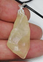 Hanger TECTITES: Libyan Desert Glass / Zonder