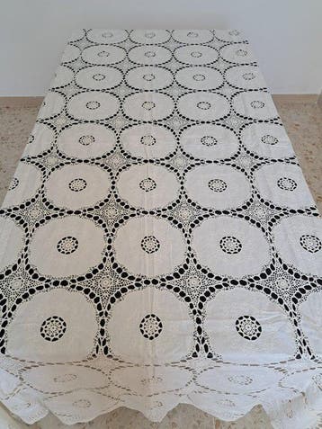 Tafelkleed (18) - 260 cm - 160 cm - Antica met 17 servetten, Antiek en Kunst
