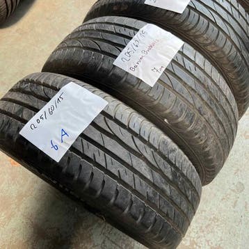 2 x Barum 205-60-15 Zomerbanden 7mm, Gebruikt, 15 inch, Band(en), Personenwagen