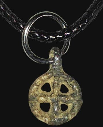 Keltisch -Brons-Interessant amulet/talisman met vorm van een