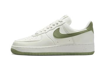 Nike Air Force 1 Low 07 SE Next Nature Oil Green (W), Nieuw