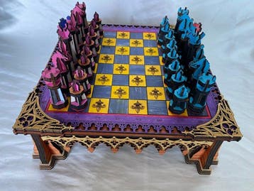 Schaakspel - Vintage. schaak en handgemaakte houten figuren