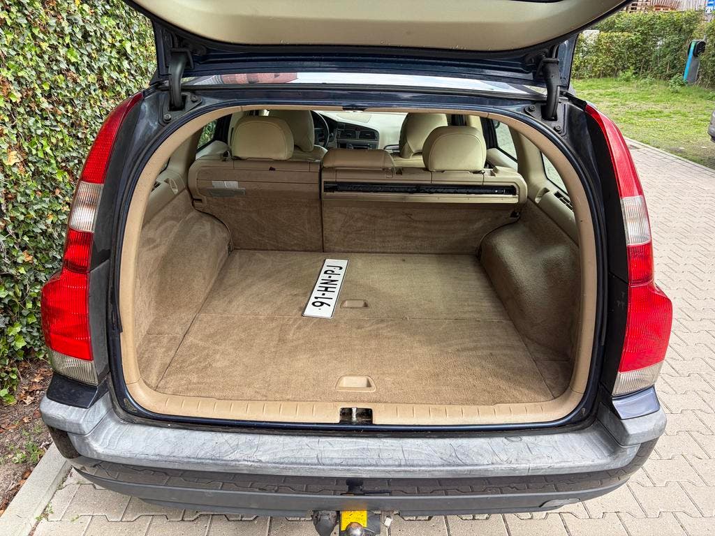 Volvo V70 2.4 170PK AUT 2001 Blauw, foto 4