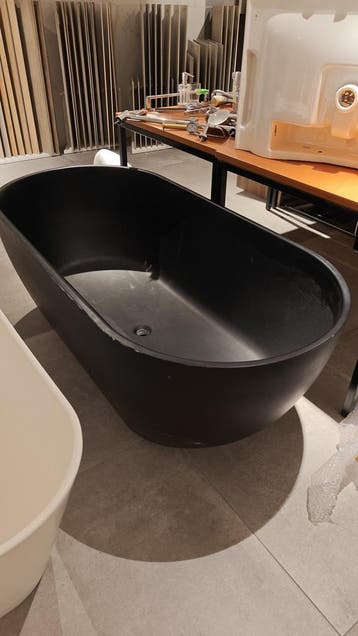Vrijstaand bad Mat zwart solid surface - schade 0002 - 44, Ophalen, Nieuw, Bad
