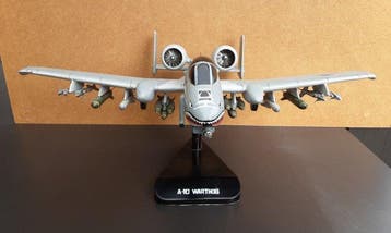 Official maquette - Model militair voertuig - A10-Warthog, Nieuw