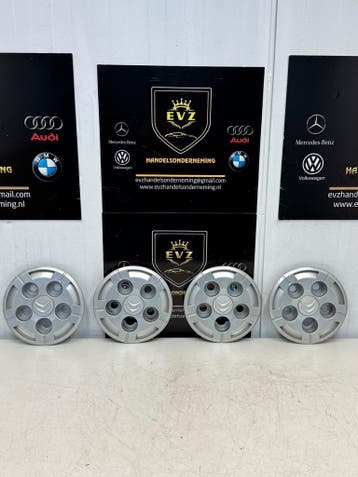 Wieldoppen set 15 inch Citroën Jumper (U9) bj.2018 B985, Gebruikt