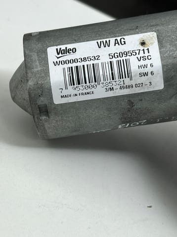 Ruitenwisser motor achter VW Golf VII bj.2013 Artnr 5G095571, Gebruikt, Volkswagen