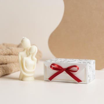 Liefdes Kaars – Koppel Kaars in Cadeaudoos | Scentulp, Huis en Inrichting, Woonaccessoires | Kandelaars en Kaarsen, Verzenden