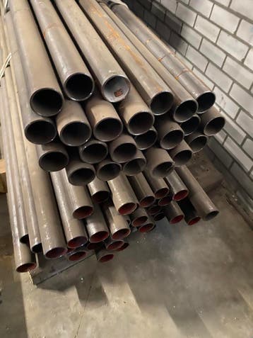 Stalen I Buizen I Gelast I 65 x 4 mm. I 57 mm. inwendig