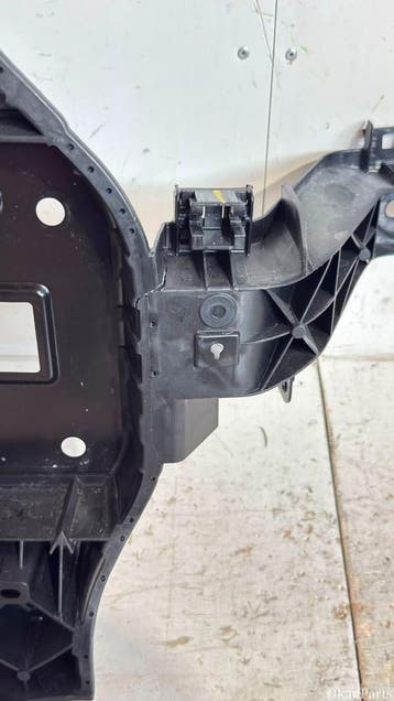 Kia EV5 voorfront G4101-X9000, Ophalen, Gebruikt, Voor, Kia
