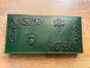 Luxury Florentine Leather Document Box – Hand Decorated with, Antiek en Kunst, Curiosa en Brocante