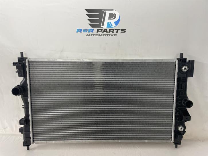 Radiateur - Type met Automaat - (Opel Zafira C) 2.0L Di..., Auto-onderdelen, Overige Auto-onderdelen, Nieuw, Verzenden