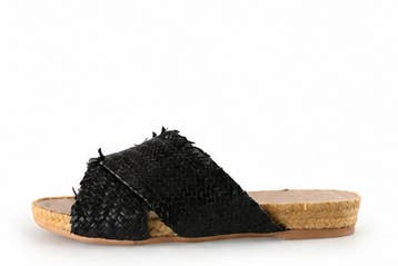 Kanna Slippers in maat 39 Zwart, Kleding | Dames, Slippers, Verzenden, Zwart, Zo goed als nieuw