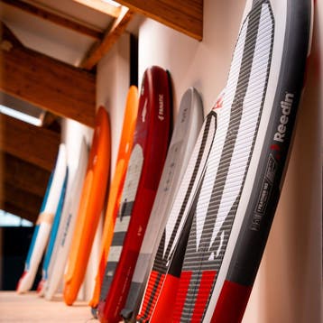 WING FACTORY de nieuwe grootste surfshop van Nederland!, Ophalen of Verzenden, Nieuw