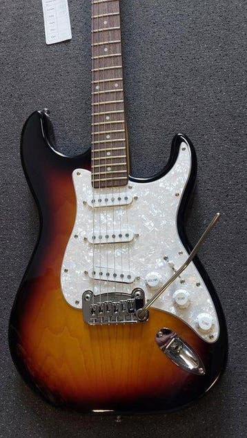G&L - Tribute Series Legacy Sunburst - - Elektrische gitaar, Nieuw