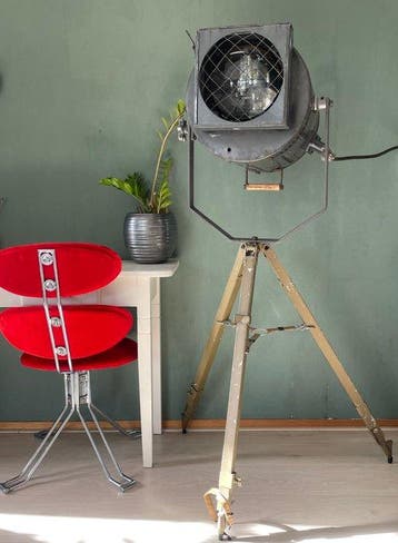 Reiche & Vogel Berlin Leuchtkunsten - Statief vloerlamp (2)