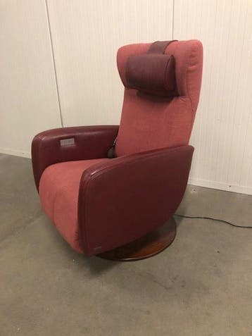 Sta op stoel Red | Prominent (Gebruikte sta-op stoelen), Ophalen of Verzenden, Gebruikt