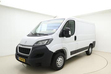 Peugeot Boxer 2.2 BlueHDi 120 L1H1 3.3t, Stof, Gebruikt, Wit, Lease