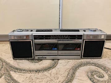 Sanyo - M W150L 4-Band Dual-Cassette Draagbare, Nieuw