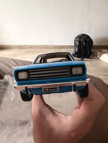 Laudoracing 1:18 - Modelauto - Fiat 128 Coupe 1100 S, Nieuw
