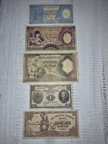 Indonesië, Nederlands-Indië. - 5 Banknotes - Various Dates