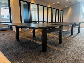 100 x Refurbished Ahrend Duo Bureau | Elektrisch | Zwart, Huis en Inrichting, Verzenden, In hoogte verstelbaar, Zo goed als nieuw