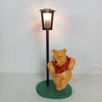 A.A. Milne (tekst) en illustrator E.H. Shepard (tekeningen), Nieuw