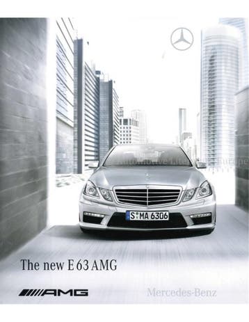 2009 MERCEDES BENZ E63 AMG BROCHURE ENGELS, Nieuw, Author
