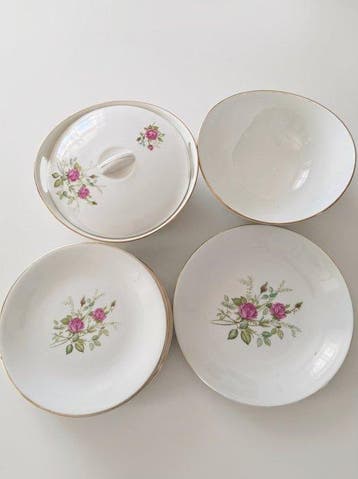 Gien - Tafelservies voor 12 (23) - pompadour - Aardewerk