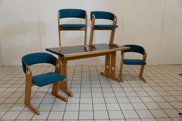 Skovby Møbelfabrik eethoek met vier stoelen, Ophalen of Verzenden, Nieuw
