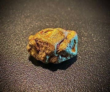 Goud Goud nugget - Hoogte: 1.03 cm - Breedte: 0.6 cm- 5.03 g