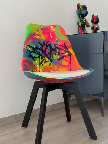 SONA (1989) - Custom chair (Urban Collection), Antiek en Kunst