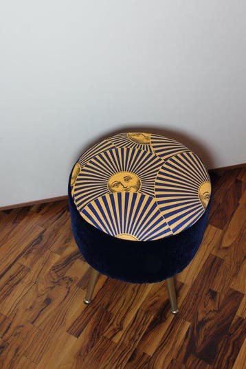 Poef - Poef gemaakt met vintage stof van Piero Fornasetti -, Antiek en Kunst