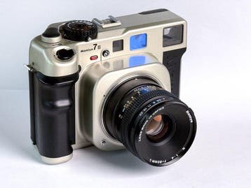 Mamiya 7 II Champagne/Gold + 4/80mm | Analoge camera, Audio, Tv en Foto, Fotocamera's Analoog, Nieuw