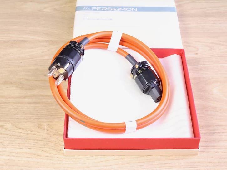 Kondo Audio Note ACc Persimmon audio power cable 2,0 metre N, Audio, Tv en Foto, Audiokabels en Televisiekabels, Overige kabels