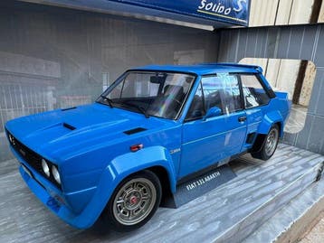 Solido 1:18 - Modelauto - Fiat 131 Abarth Stradale 1980, Nieuw