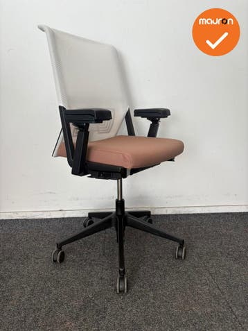 Haworth Comforto 59 - Wit netweave en Taupe zitting - Nieuw, Werkplek, Ophalen of Verzenden, Gebruikt, Stoel