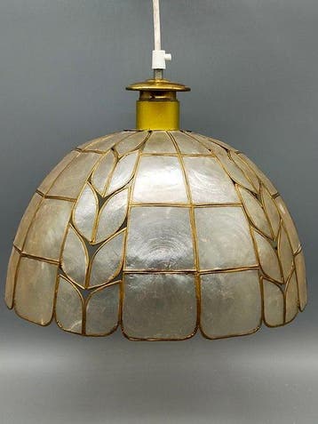 Vintage Capiz Hängelampe – Muschel Pendelleuchte im Tiffany