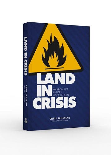 Land in crisis - Chris Janssens 9789078898658, Verzenden, Zo goed als nieuw, Chris Janssens