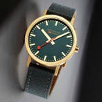 Mondaine - Swiss Made - Gold - Railway Official - NEW -, Nieuw
