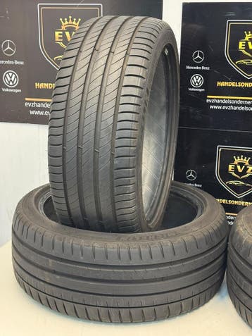 4 stuks 225/40R18 zomerbanden Michelin Pilot Sport 4 5,5mm, 18 inch, Gebruikt, Band(en), Personenwagen