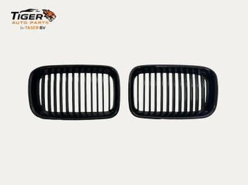 BMW E36 Zwarte Nieren Set Facelift 1996-1999, Auto-onderdelen, Carrosserie en Plaatwerk, Nieuw, Voor, BMW, Motorkap